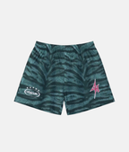 Short de sport 4Handle Sauvage Turbo Green avec motif peau de zèbre vert émeraude foncé et noir, logos imprimés sur le bas des jambes.