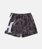 Vue arrière du short de sport 4Handle smooth black, montrant la continuité du motif fluide sombre et le logo blanc enveloppant la jambe.