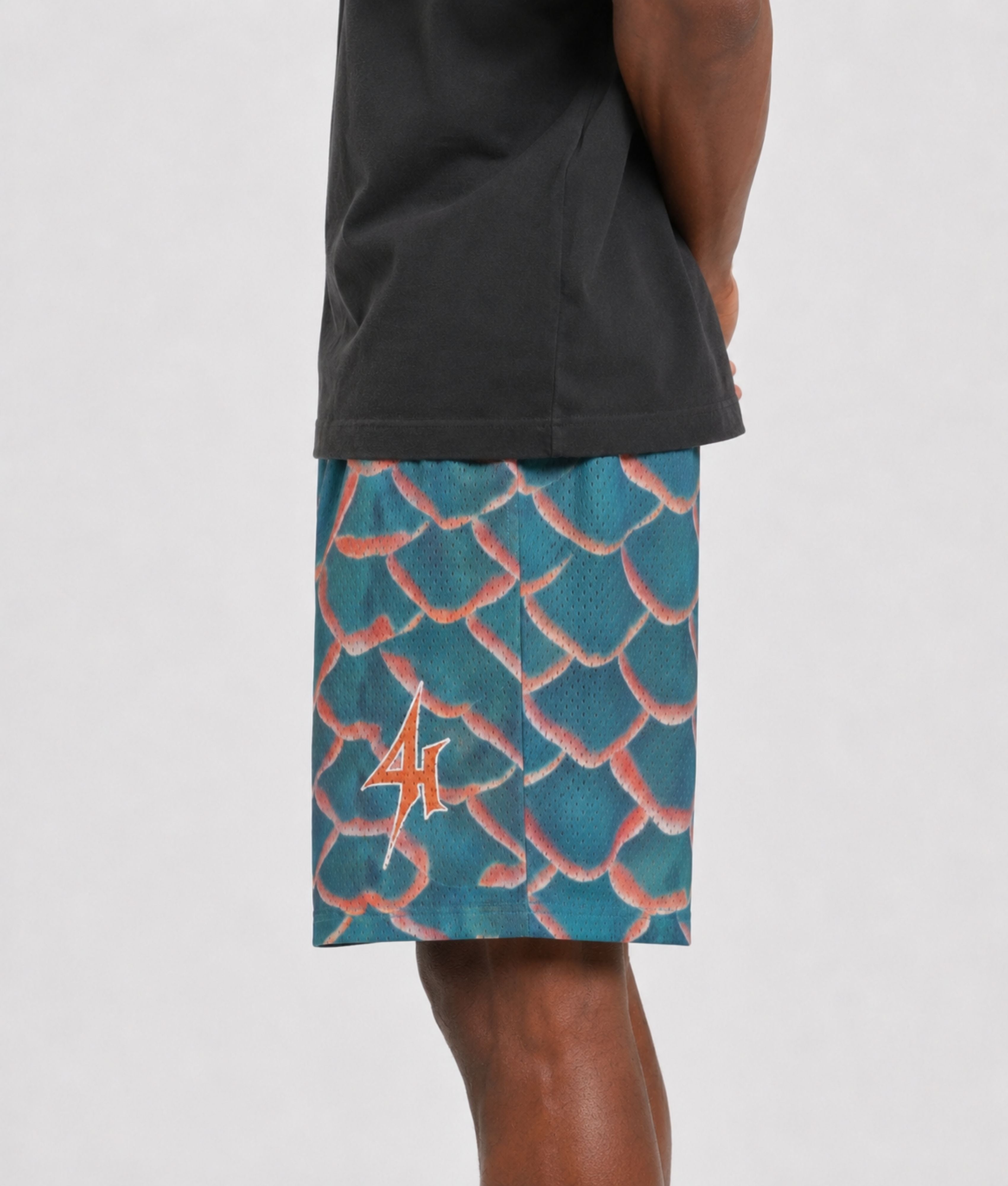 4H™ Touch Reptilia Short